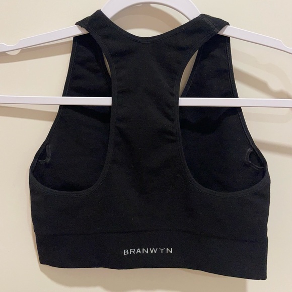Branwyn ESSENTIAL RACERBACK SPORTS BRA in Black Color, Size Medium New w/ no tag - Picture 4 of 7